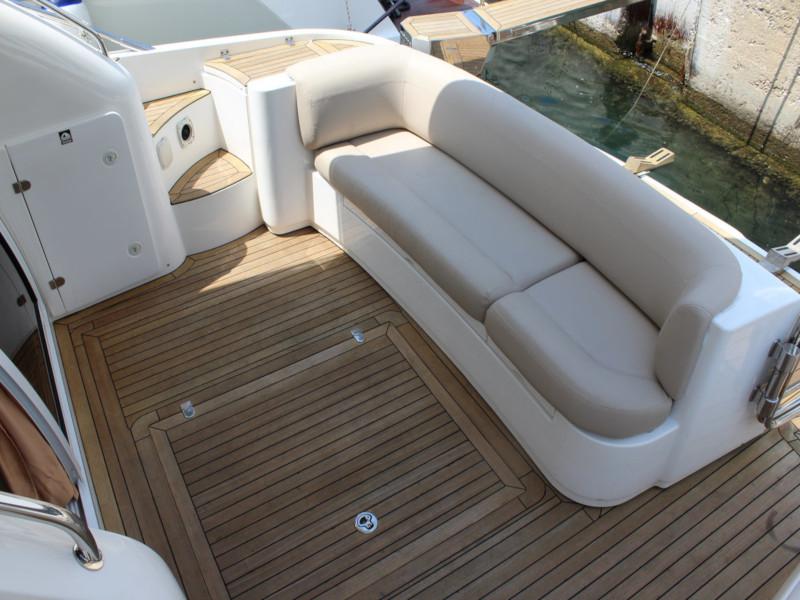 Book yachts online - motorboat - Sealine F42-5 Fly - SUNSHINE 8 - rent