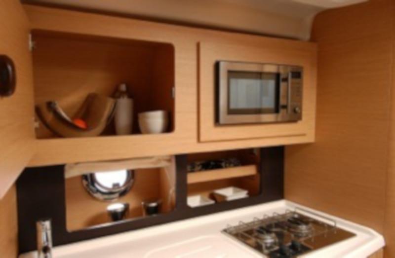 Book yachts online - motorboat - Monte Carlo 37 Hard Top - Tindra - rent