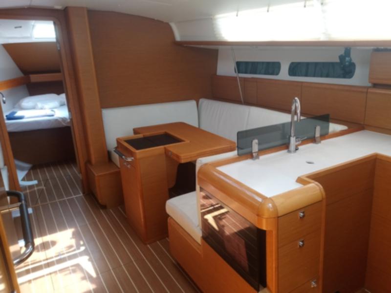 Book yachts online - sailboat - Sun Odyssey 409 - El Greco - new sails 2022 - rent