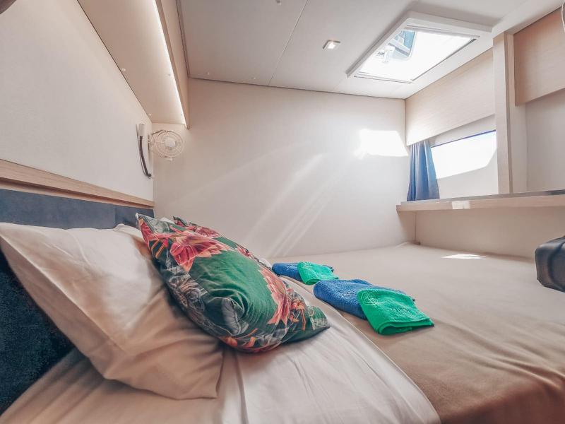 Book yachts online - catamaran - Saba 50 - Lamela - rent