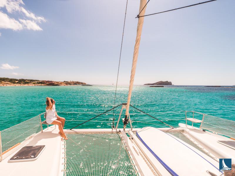 Book yachts online - catamaran - Lagoon 450 Sport - Felix Finis - rent