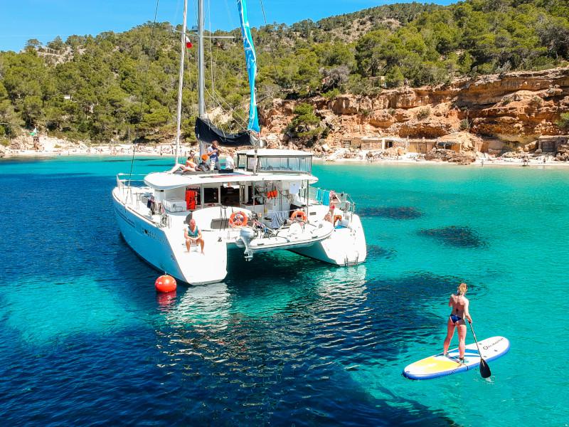 Book yachts online - catamaran - Lagoon 450 Sport - Felix Finis - rent