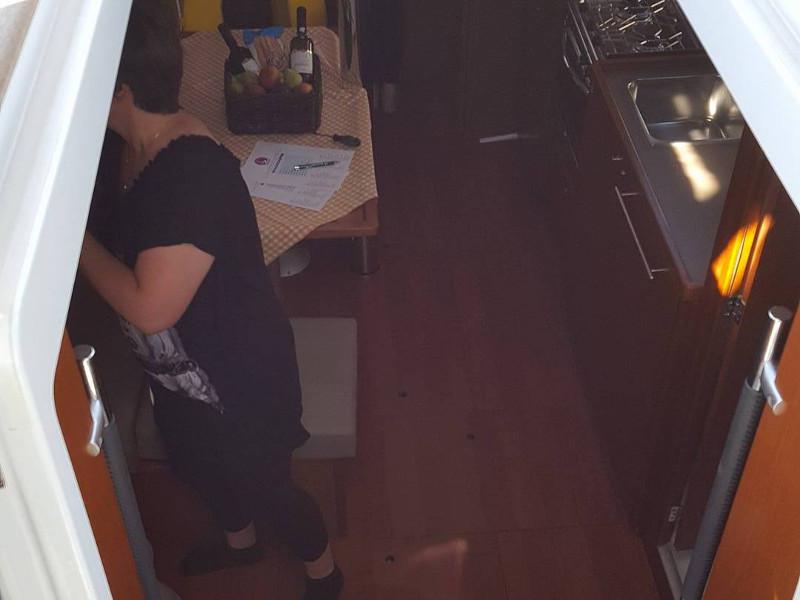 Book yachts online - sailboat - Oceanis 38.1 - Zeus - rent