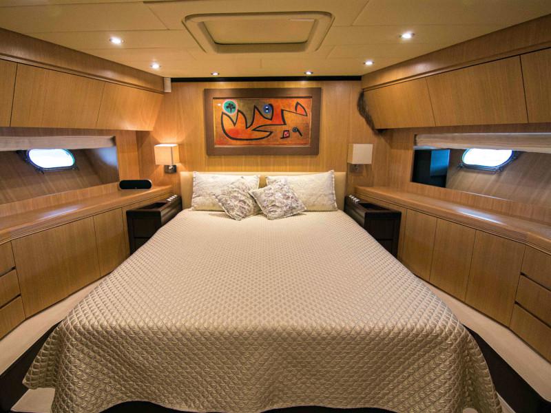 Book yachts online - motorboat - Leopard 24M - LEOPARD FORUM 24M (BALTIC SEA) - rent