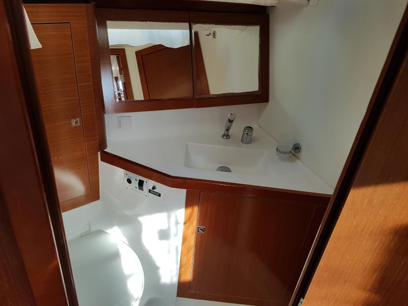Book yachts online - sailboat - Oceanis 45 - IKARIA - rent