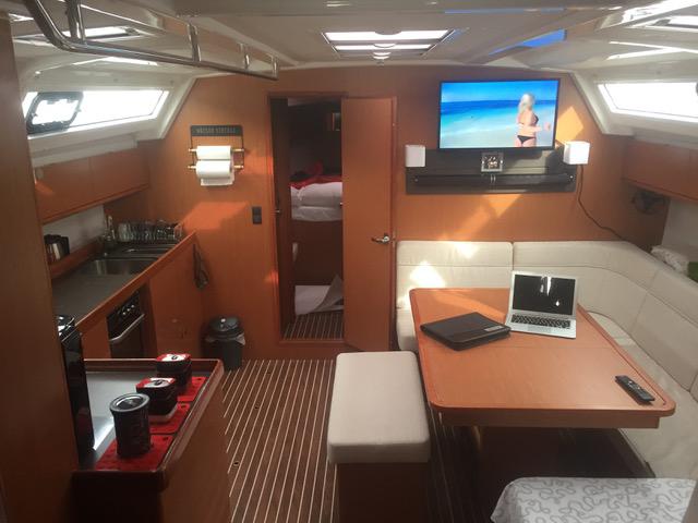 Book yachts online - sailboat - Bavaria Cruiser 46 - IRENE - rent