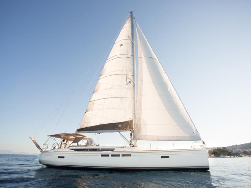 Book yachts online - sailboat - Sun Odyssey 519 (AC, Gen) - AURORA AC,GEN - rent