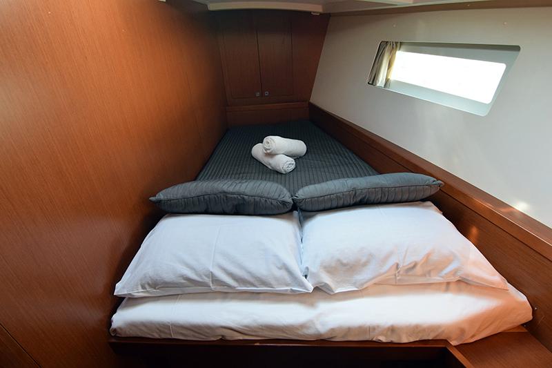 Book yachts online - sailboat - Oceanis 45 - Semiramis (Refit 2021) - rent