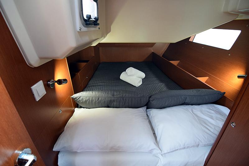 Book yachts online - sailboat - Oceanis 41.1 - Norma (Refit 2022) - rent