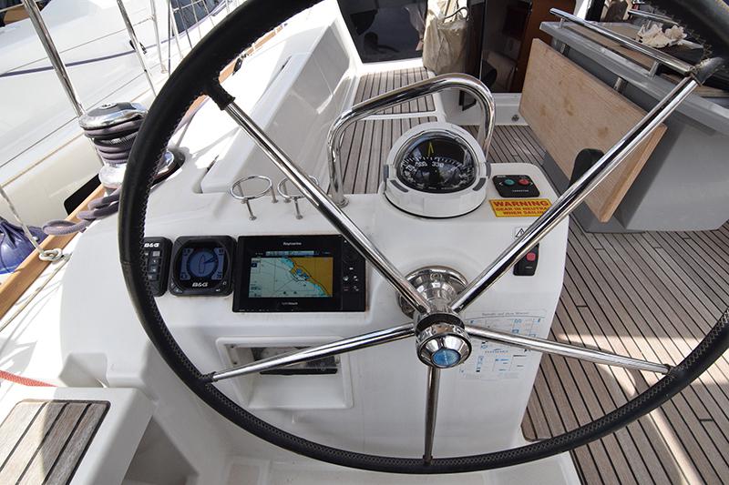 Book yachts online - sailboat - Oceanis 41 - Bolero (Refit 2020) - rent