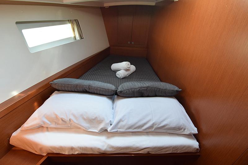 Book yachts online - sailboat - Oceanis 45 - Aida (Refit 2019) - rent