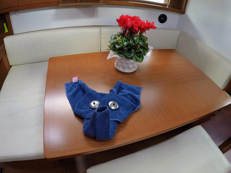 Book yachts online - sailboat - Oceanis 48 - Cayetana - rent