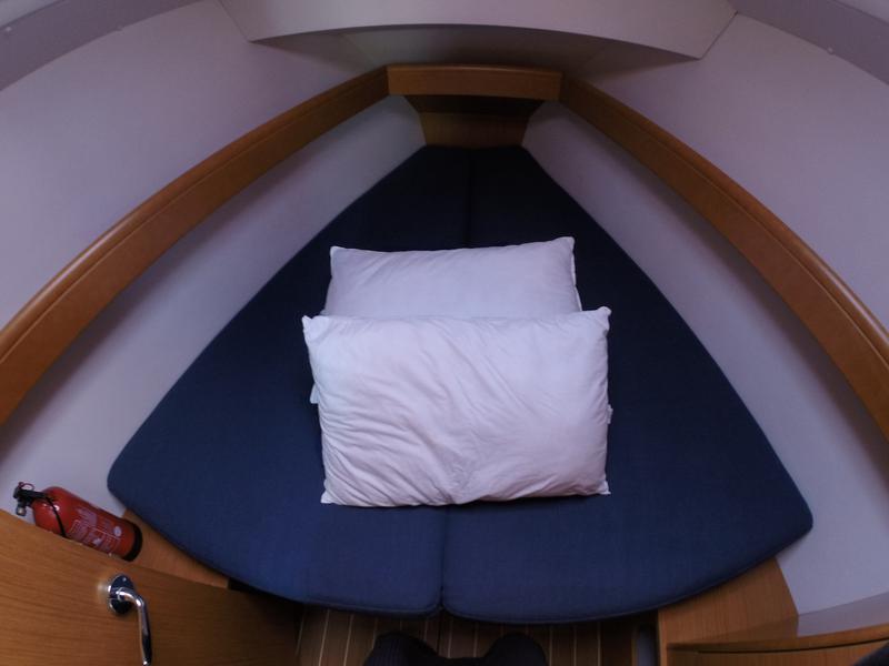 Book yachts online - sailboat - Sun Odyssey 36i - Agatha  - rent