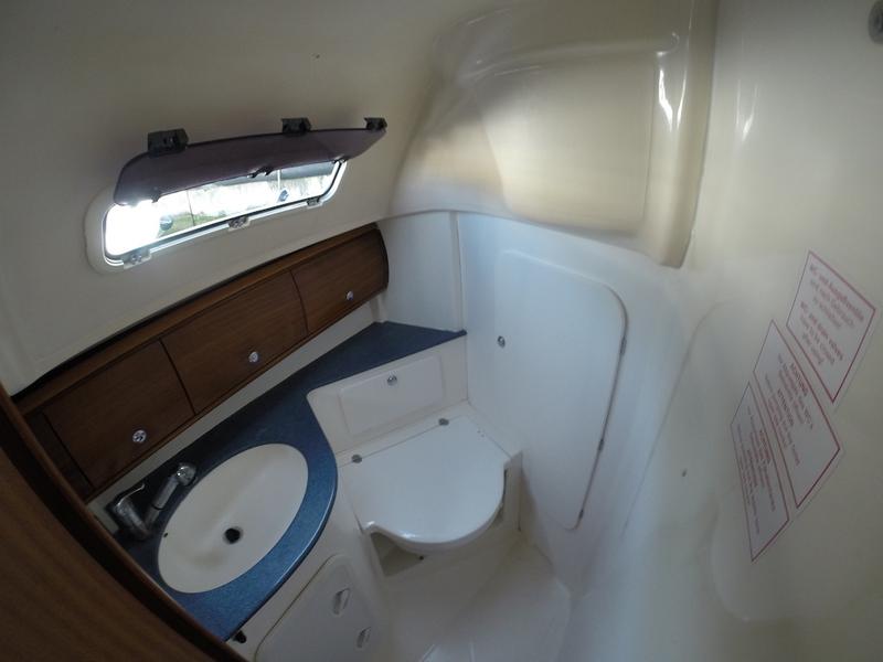 Book yachts online - sailboat - Bavaria 32 - Lucija  - sails 2018/solar panels - rent