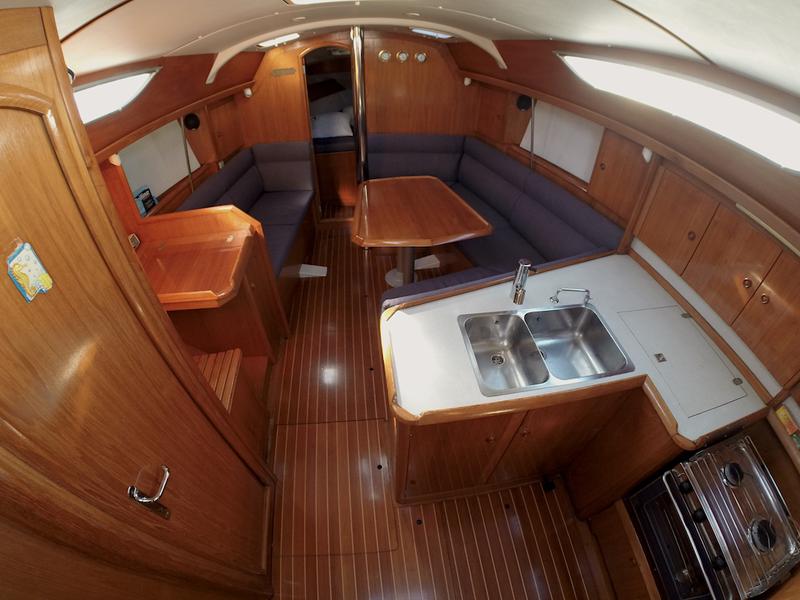 Book yachts online - sailboat - Sun Odyssey 36.2 - Sea Dancer - rent