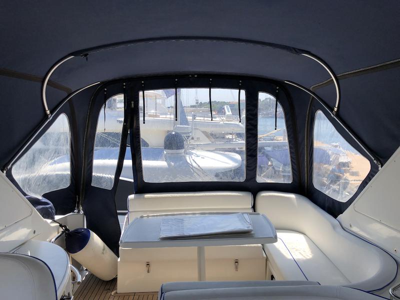 Book yachts online - motorboat - Bavaria 32 Sport - Julie - rent