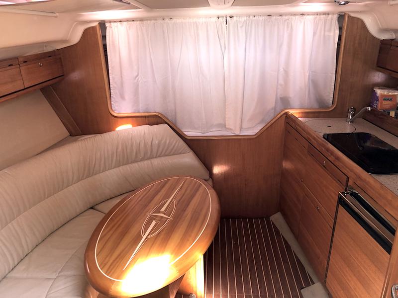 Book yachts online - motorboat - Bavaria 32 Sport - Julie - rent