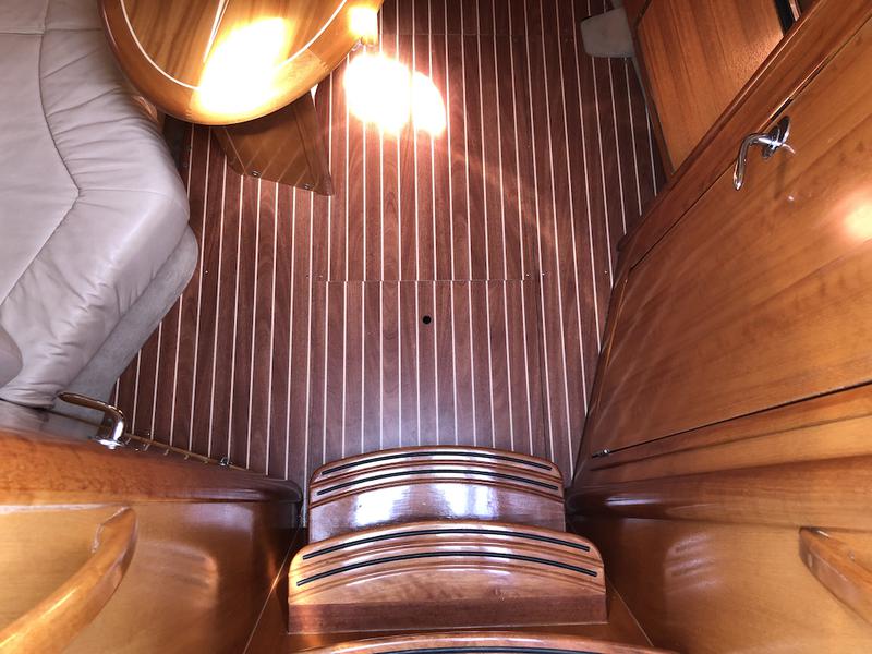 Book yachts online - motorboat - Bavaria 32 Sport - Julie - rent