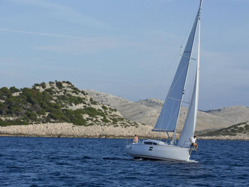 Book yachts online - sailboat - Elan Impressin 40.1 - Kate - rent