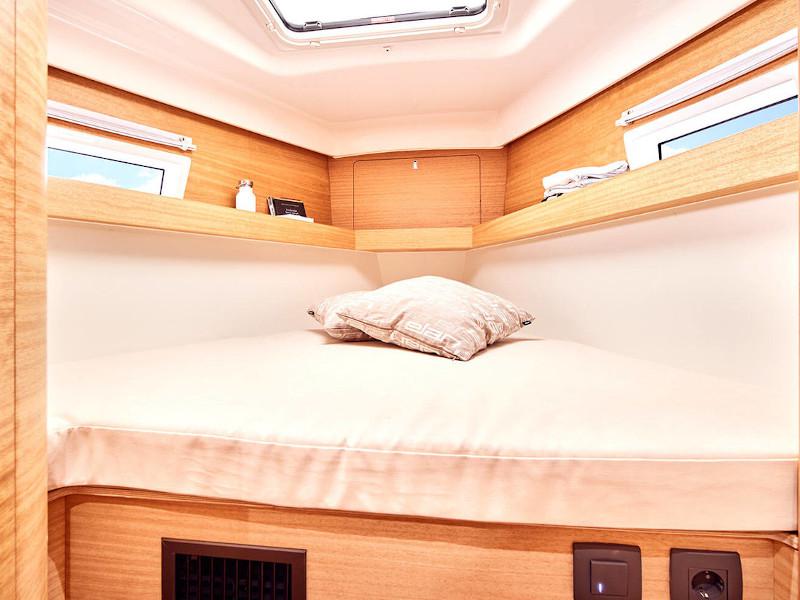 Book yachts online - sailboat - Elan Impression 45.1 - Anastasia - rent