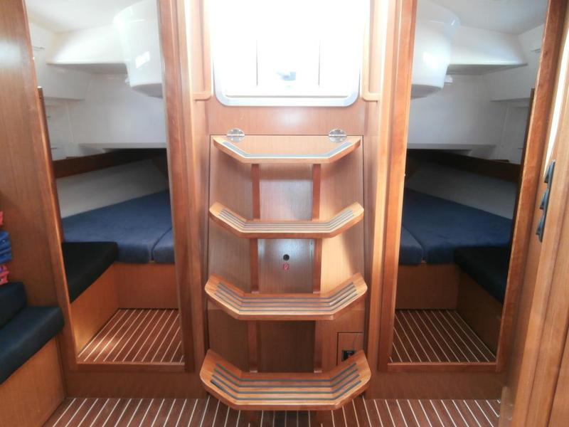 Book yachts online - sailboat - Bavaria Cruiser 40 - Monika - rent