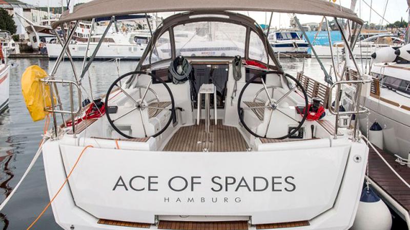 Book yachts online - sailboat - Sun Odyssey 389 - Ace of Spades - rent