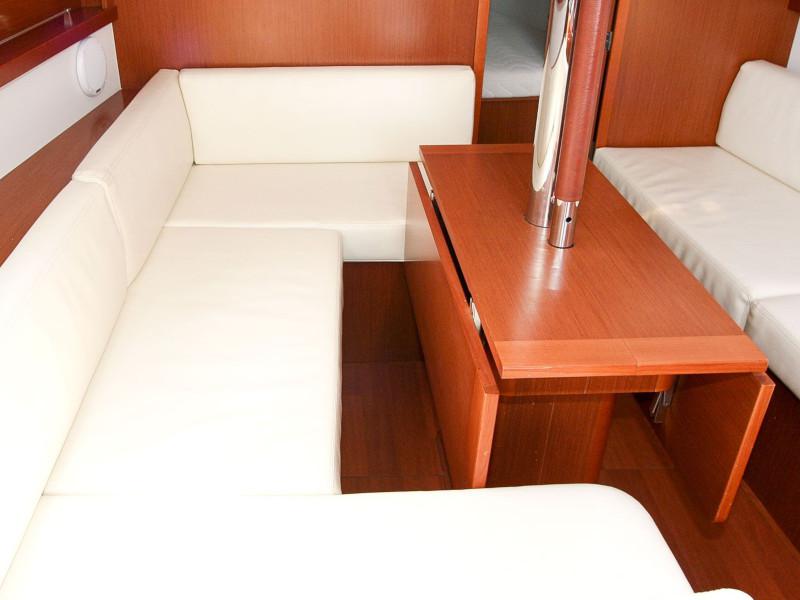 Book yachts online - sailboat - Oceanis 34 - LL Skyhawk - rent