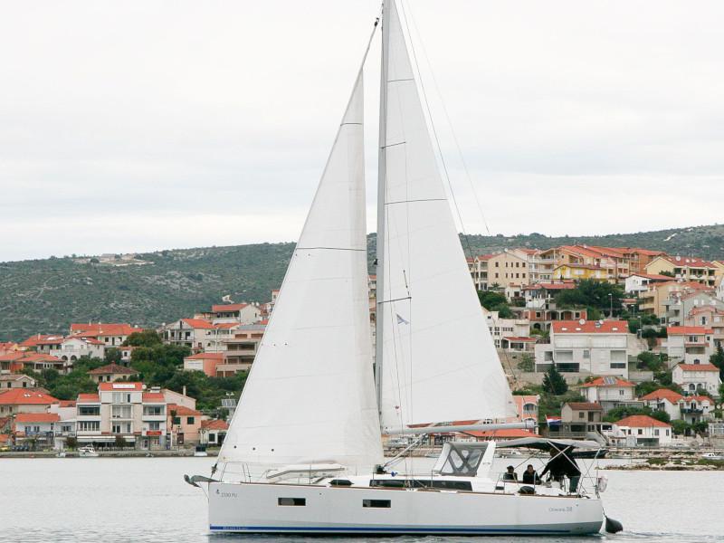 Book yachts online - sailboat - Oceanis 38 - Auxelle - rent