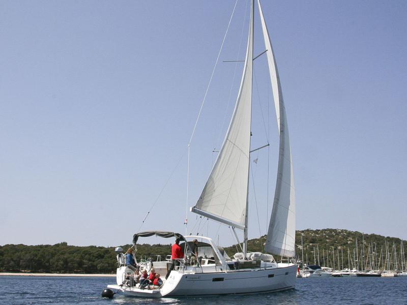 Book yachts online - sailboat - Oceanis 45 - Kiki - rent