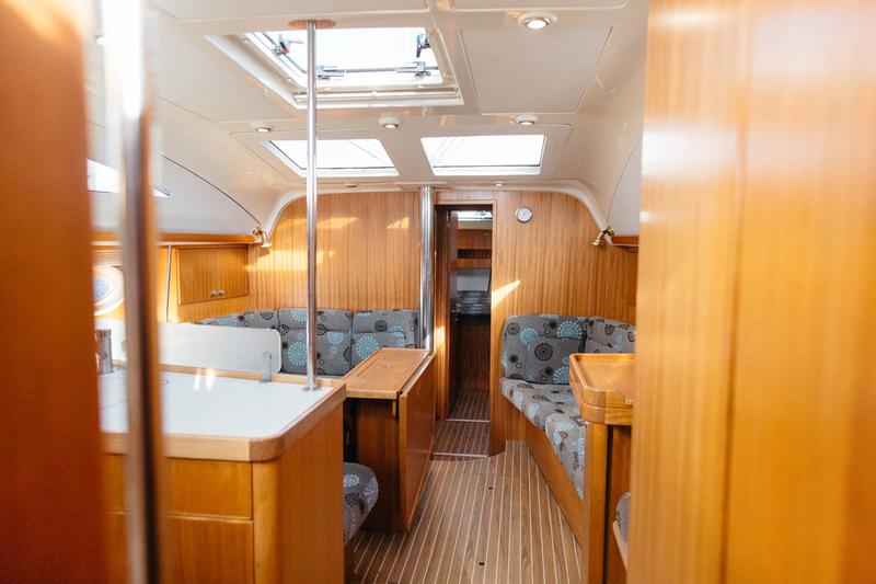 Book yachts online - sailboat - Elan 434 - Naias - rent