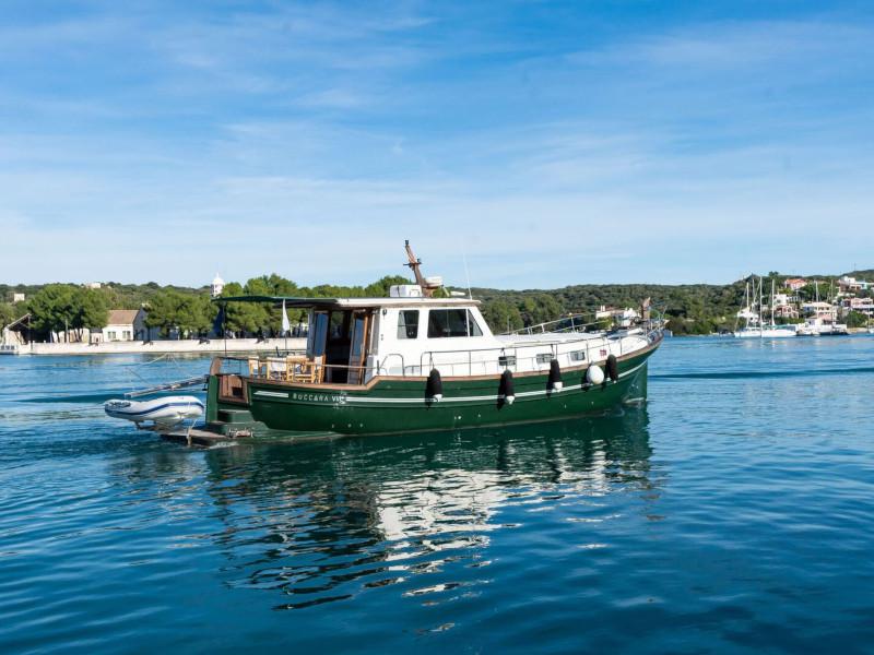 Book yachts online - motorboat - Menorquin 160 - Buccara VIII - rent