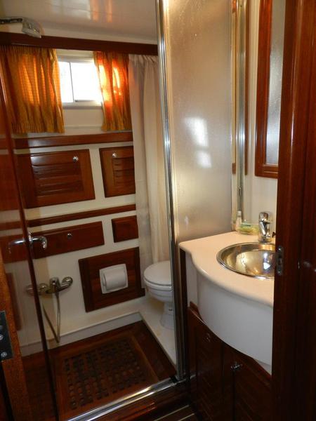 Book yachts online - motorboat - Menorquin 160 FLY - Buccara XI - rent