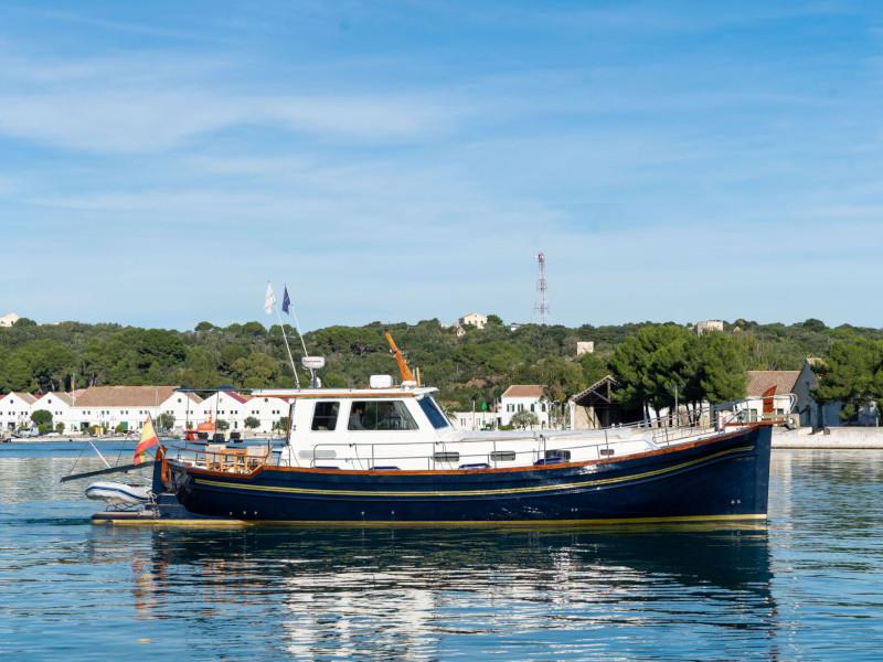 Book yachts online - motorboat - Menorquin 160 - Buccara III - rent