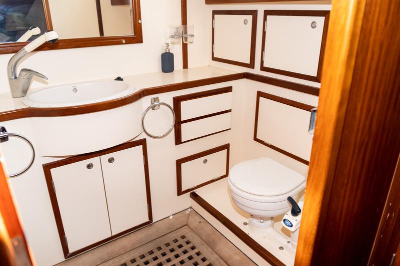 Book yachts online - motorboat - Menorquin 150 - Buccara IX - rent