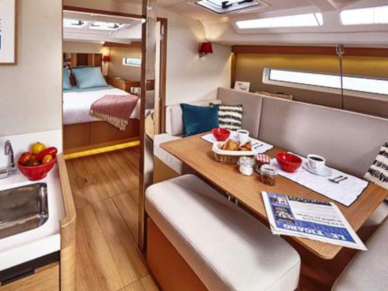 Book yachts online - sailboat - Sun Odyssey 440 - Celene - rent