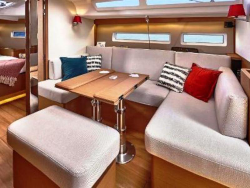 Book yachts online - sailboat - Sun Odyssey 440 - Celene - rent