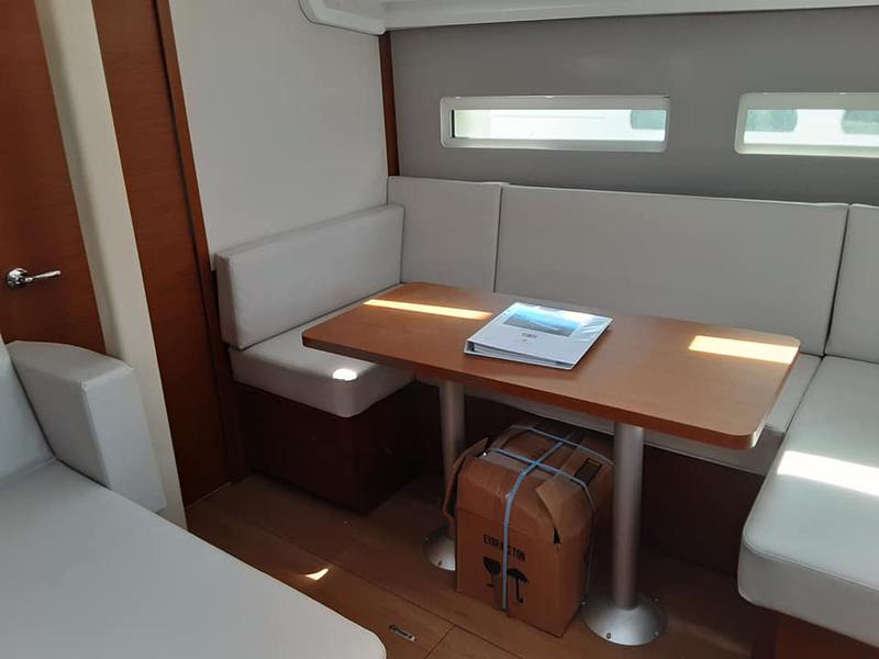 Book yachts online - sailboat - Sun Odyssey 410 - Circe - rent