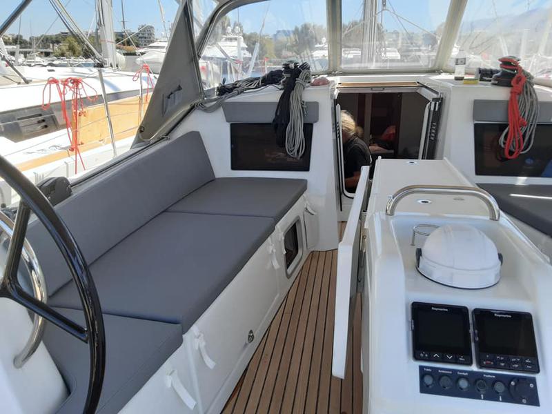 Book yachts online - sailboat - Sun Odyssey 410 - Circe - rent