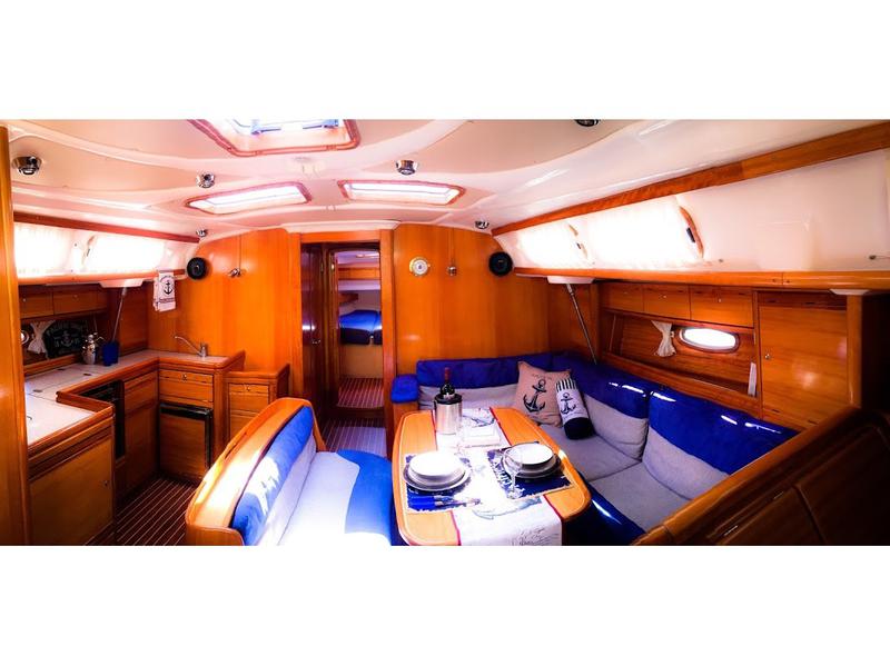 Book yachts online - sailboat - Bavaria 46 Cruiser - Notus - rent