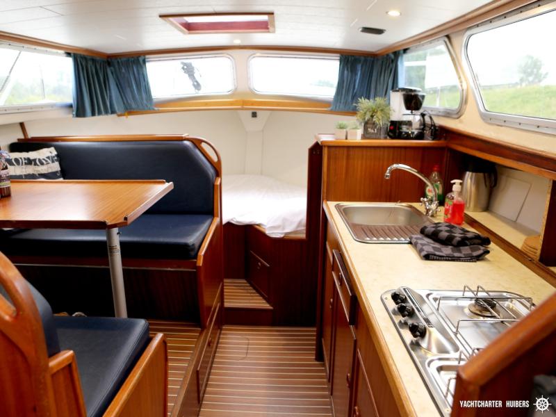 Book yachts online - motorboat - Valkkruiser sport 850 - Borealis - rent