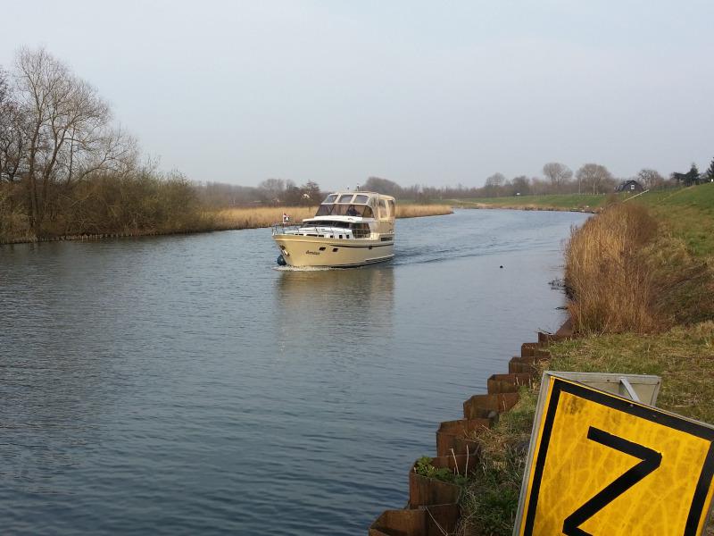 Book yachts online - motorboat - Valkkruiser 1300 content - Geminus - rent