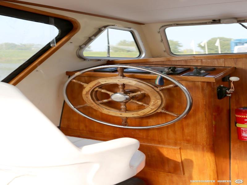 Book yachts online - motorboat - Curtevenne 830 AK - Polaris - rent