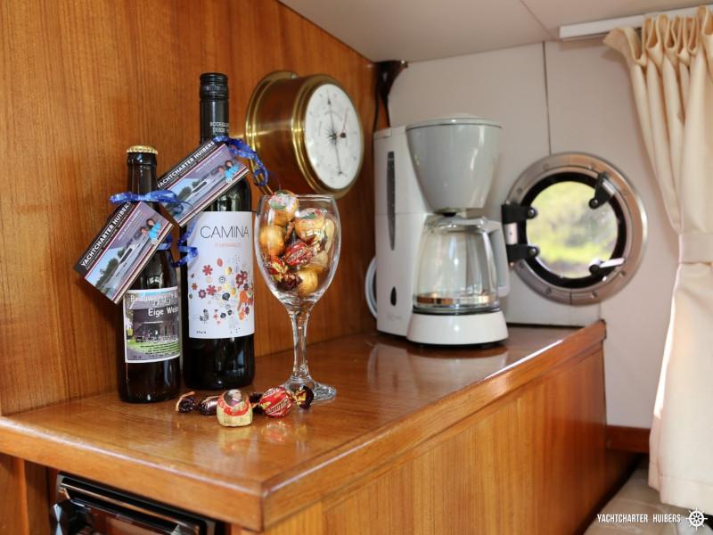 Book yachts online - motorboat - Curtevenne 830 AK - Polaris - rent