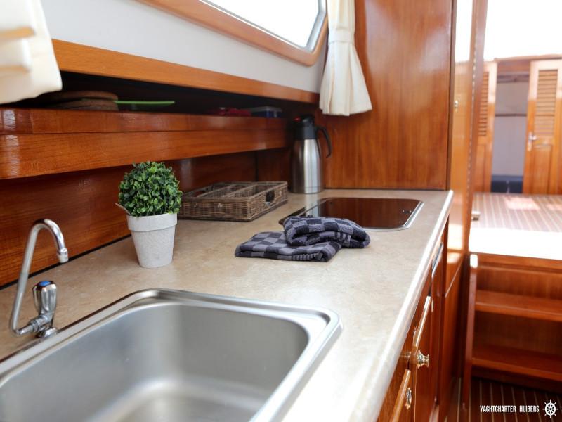 Book yachts online - motorboat - Curtevenne 830 AK - Polaris - rent
