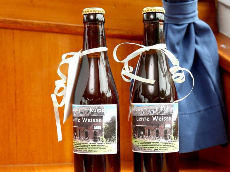 Book yachts online - motorboat - Pedro Solano 33 - Capella - rent