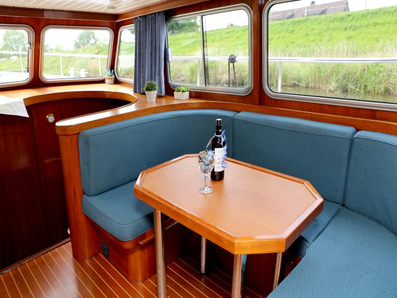 Book yachts online - motorboat - Barkas 1100 - Sirius - rent