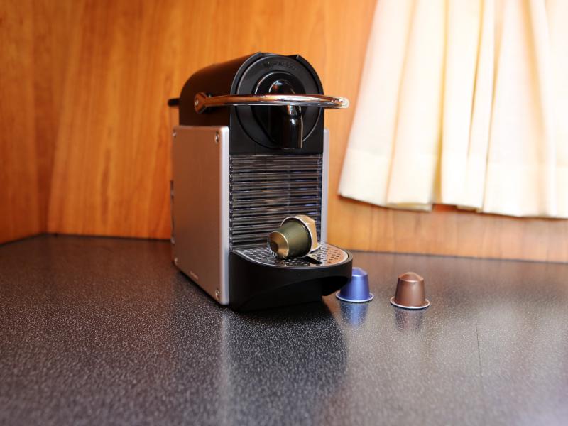 Book yachts online - motorboat - Pacific Allure 155 - Royal - rent