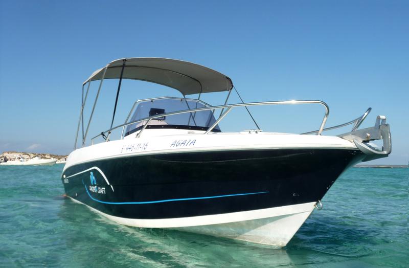 Book yachts online - motorboat - Pacific Craft 670 - Capritxu - rent
