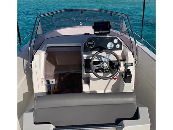 Book yachts online - motorboat - Pacific Craft 670 - Capritxu - rent