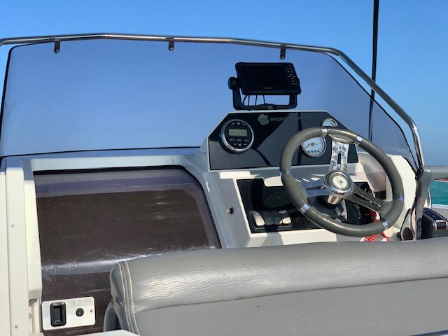 Book yachts online - motorboat - Pacific Craft 670 - Capritxu - rent